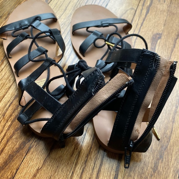 H&M black gladiator sandals - Picture 3 of 3